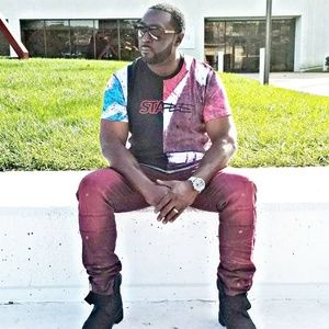 Meet your Posher, Hakeem